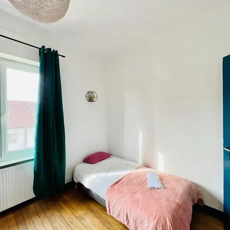 L'avenue 8 Bed Un Sejour A Part ميتز