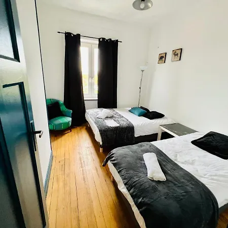 L'avenue 8 Bed Un Sejour A Part * ميتز
