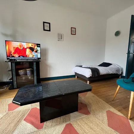 شقة L'avenue 8 Bed Un Sejour A Part *