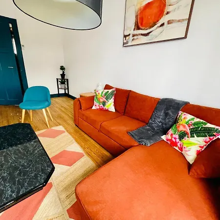 شقة L'avenue 8 Bed Un Sejour A Part